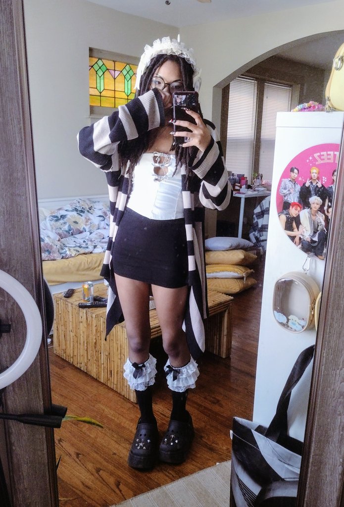 Fae King Taj saw the Killa ♥️ (@polaristhelight) on Twitter photo 