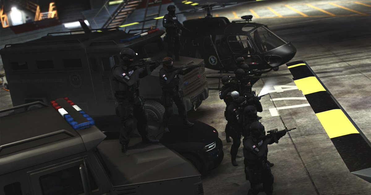 ricarxx_'s tweet photo. SWAT #FamilyRP #thiagorodriguez https://t.co/1214UWIb9V