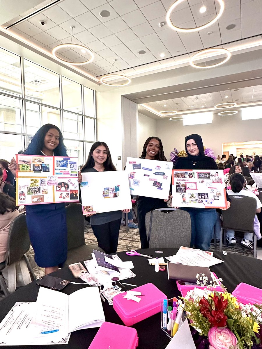 drgoffney's tweet image. Special thanks to four of our Superintendent Student Ambassadors who helped with our Annual Youth Empowerment Summit for 6th grade girls! #AldineImpact