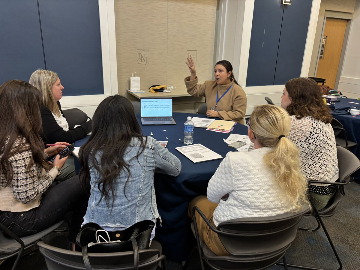 Leadership roundtable sessions are underway! 🙌🏻🌟 #njcte25 <a href="/oonziela/">Oona Marie Abrams</a>
