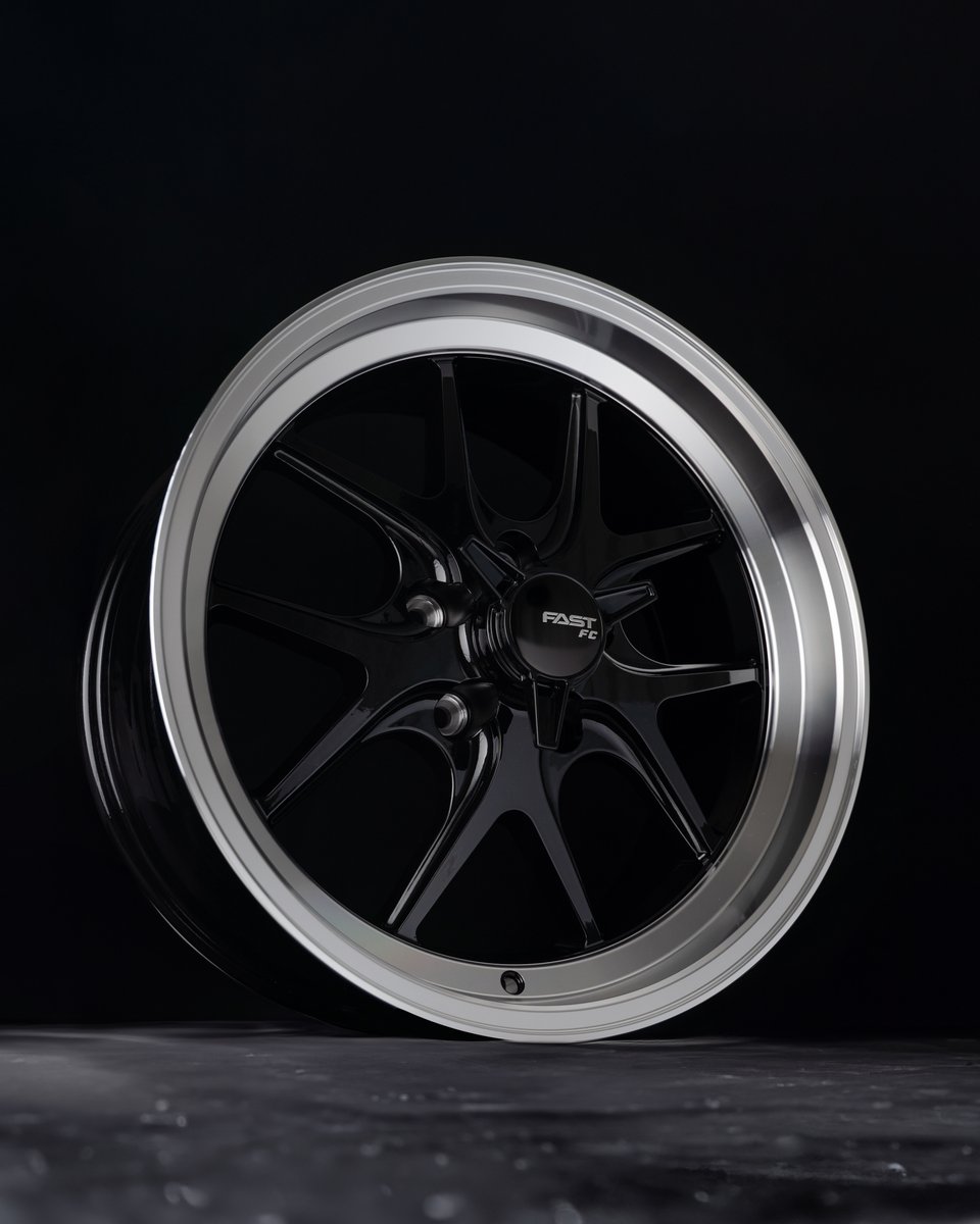 Fastwheelsalloy's tweet photo. Let's take a closer look at the unique 2 tone gloss black machined finish of the FC04V
🤩
-
Regardons de plus près la finition unique deux tons noir lustré avec accents usinés du FC04V 🤩
#wheels #restomod #carculture #fastfc #vintagecars
#classiccars #classic https://t.co/ySLmu6IeWt
