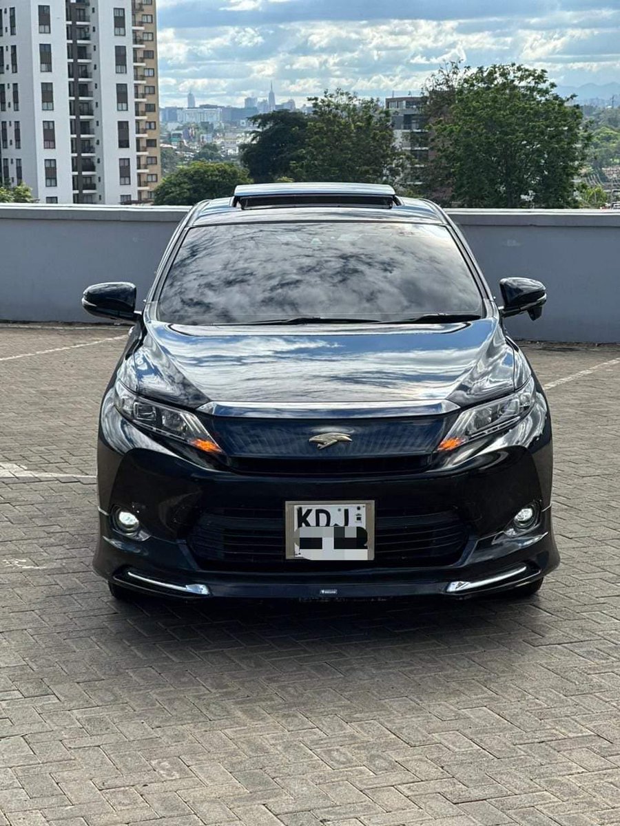 tdAutolink's tweet image. 2016 TOYOTA HARRIER!
Perfect Blend of Elegance and performance!!

📷Gorgeous black 2016 Harrier, New model📷

Act fast—this beauty won’t wait!
Contact us today! 📷 0703 465898
Price: 2,250,000 KES

NTSA Super Metro #WhoCrownedRiggy