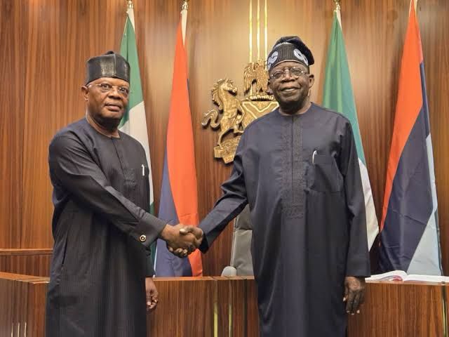 Sahara Reporters tweet media