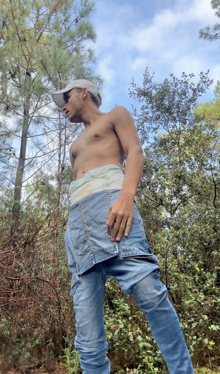 🌼
~
#dl #dlcommunity #dlfrench  #dlboy #dlfrance 
My JFF ➡️ justfor.fans/Suricate