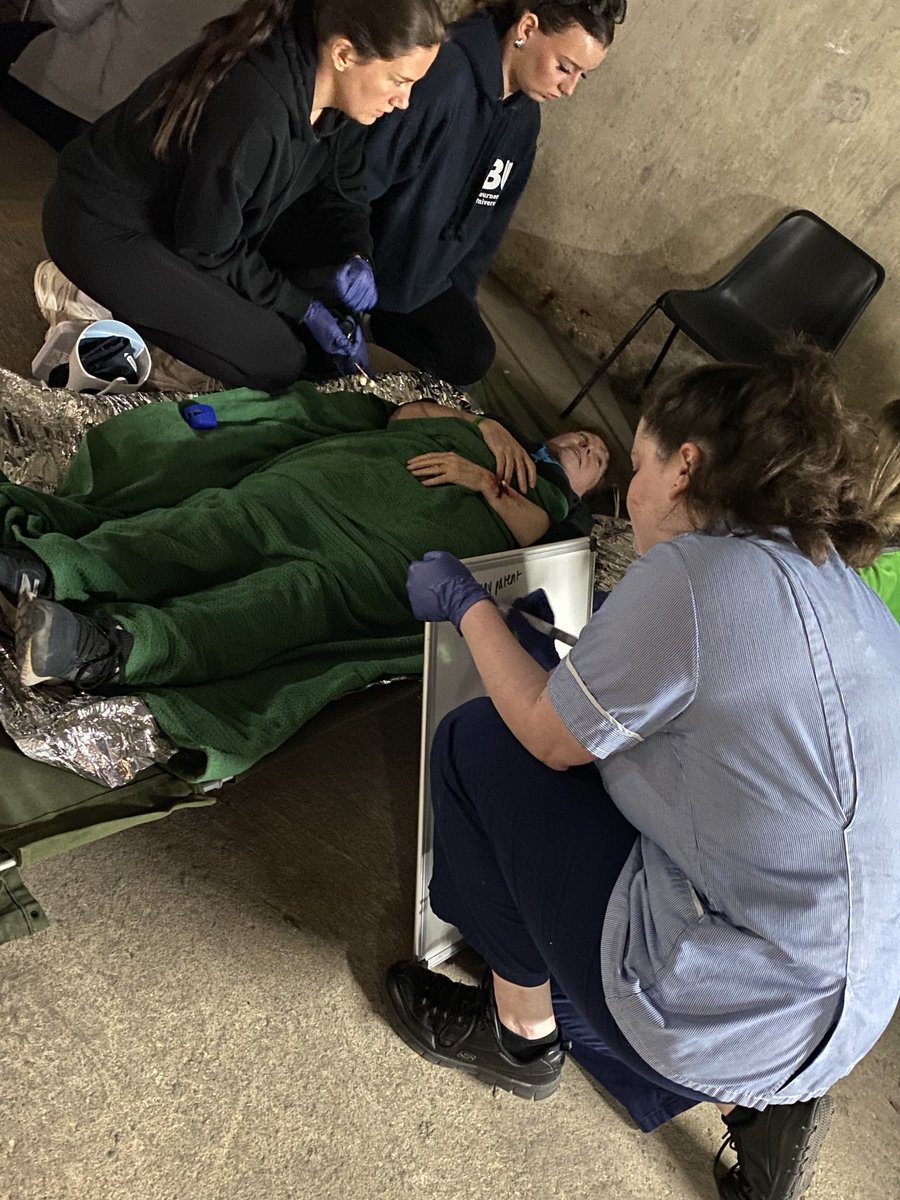 Dr Debbie Holley (@debbieholley1) on Twitter photo And practicing their skills with expert support from Nursing staff and nurse volunteers from across Wessex who come to help us! Green tabards indicate the team leaders <a href="/hss_bu/">HSS at BU</a> <a href="/Nursing_BU/">BU Nursing</a> <a href="/CypBu/">BU_CYP_Nursing</a> <a href="/BU_ParaScience/">BU ParaScience</a> <a href="/AnandDPandyan/">Prof Anand Pandyan</a> And practicing their skills with expert support from Nursing staff and nurse volunteers from across Wessex who come to help us! Green tabards indicate the team leaders <a href="/hss_bu/">HSS at BU</a> <a href="/Nursing_BU/">BU Nursing</a> <a href="/CypBu/">BU_CYP_Nursing</a> <a href="/BU_ParaScience/">BU ParaScience</a> <a href="/AnandDPandyan/">Prof Anand Pandyan</a>
