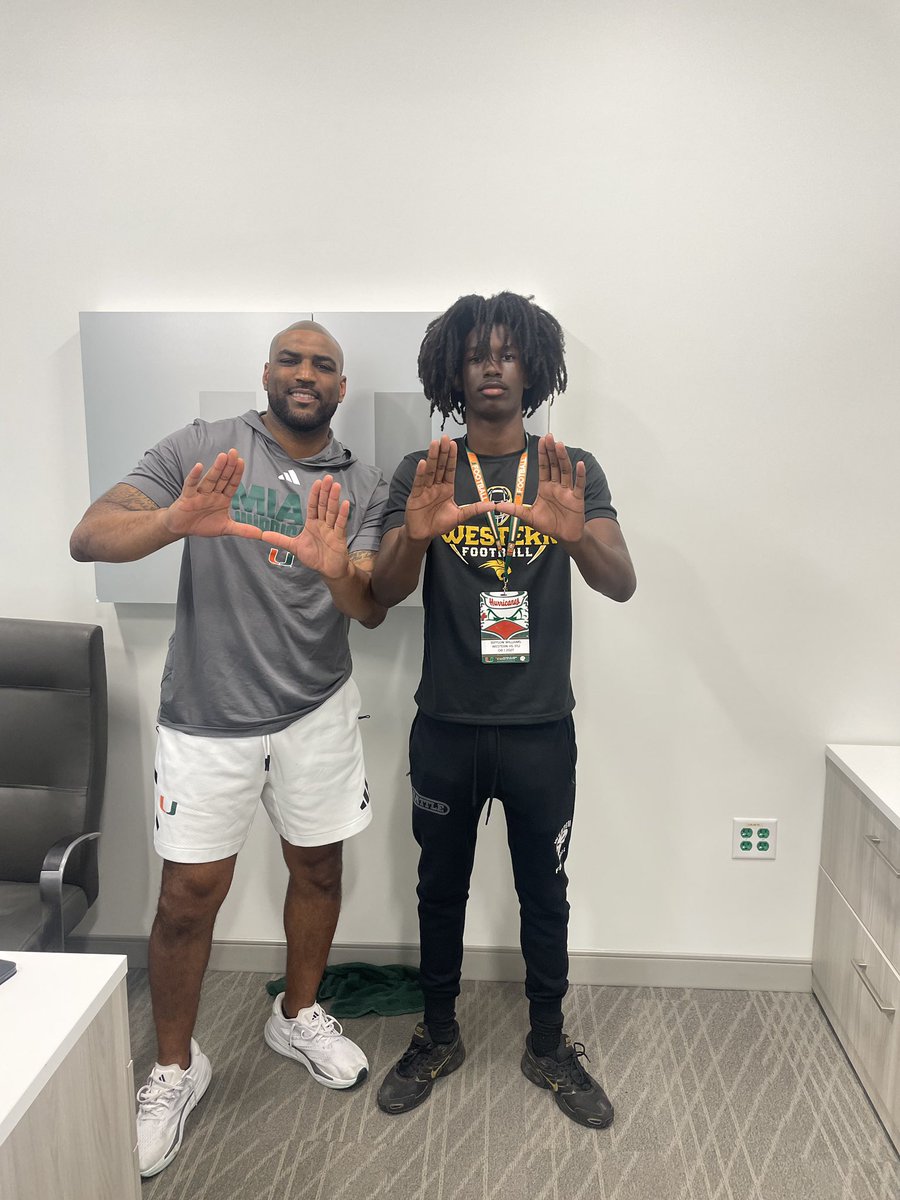 Blessed to receive an offer from The university of Miami 💚🧡!! #AGTG <a href="/CoachWillHarris/">Will Harris</a> <a href="/TheCribSouthFLA/">Frank Tucker</a> <a href="/NChandler45/">Coach Sheed</a> <a href="/CoachRack75/">Adam Ratkevich 🇺🇸 #BattleReady</a> <a href="/JohnGarcia_Jr/">John Garcia, Jr.</a> <a href="/adamgorney/">Adam Gorney</a> <a href="/RivalsFriedman/">Adam Friedman</a> <a href="/SWiltfong_/">Steve Wiltfong</a> <a href="/ChrisNTrevino/">Chris Treviño</a> <a href="/MiamiHurricanes/">Miami Hurricanes</a> <a href="/JerryRecruiting/">Rising Stars</a>