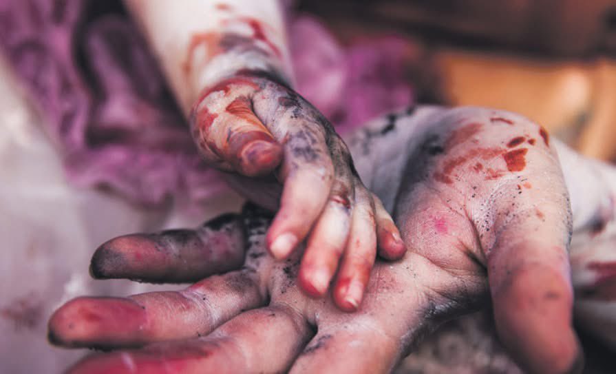 RewaaYahia's tweet photo. Human rights are not selective, if you believe in them, then you should reject injustice wherever it is. What is happening in Gaza is a crime against humanity, and the world demands immediate action. #Save_Gaza #GazaUnderAttack https://t.co/Q0xKuanTAt