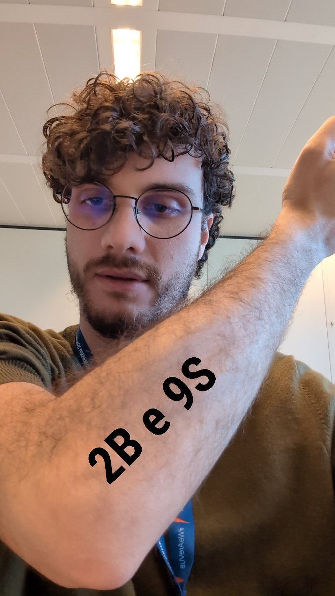 gwiduji's tweet photo. Fatto un tatuaggio che solo i veri fan di nier automata potranno capire https://t.co/KwmW4UJuGs