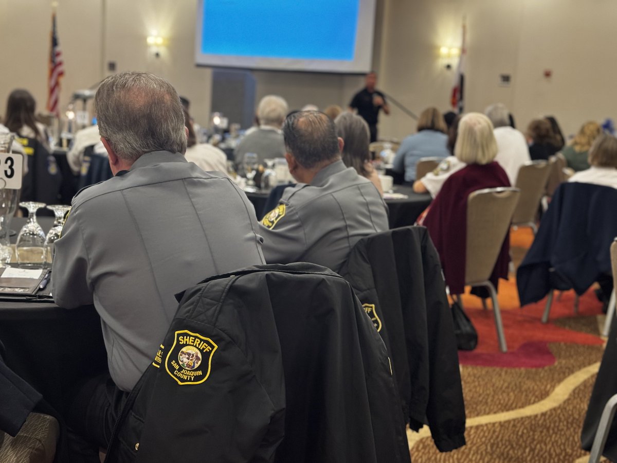 Jeremy_Profitt's tweet photo. Spending the day with our amazing Crime Prevention Unit & 137 dedicated police volunteers from across NorCal! Proud to have #FFPD host this year’s NorCal Law Enforcement Volunteer Symposium. #CommunityPolicing #LEVolunteers https://t.co/6K9vIR2fut