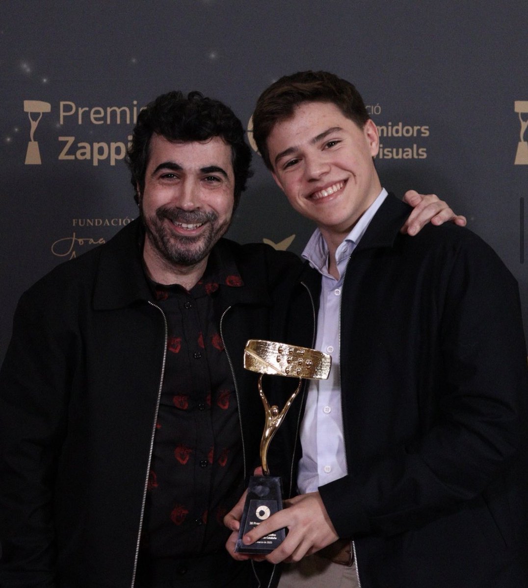 AralanFilms's tweet photo. ¡Estamos felices! La serie #Invisible para @DisneyPlusES recibe el Premio Zapping  a Mejor Serie de producción propia.

✨🏆#30PremisZapping https://t.co/dzbIMJ0yI0