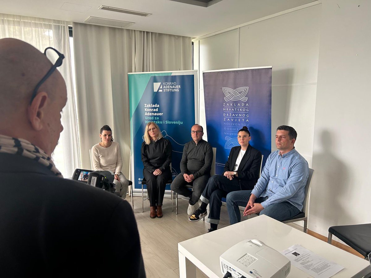 The workshop "Political Analysis and Communication" is an element of the collaboration between the Croatian Statehood Foundation (ZHDZ) and the KAS Office for Croatia and Slovenia, and has been serving to train young HDZ officials on the local and regional levels.