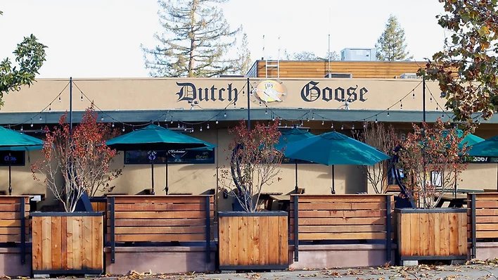 techstartupsco's tweet image. 🌟 Tech + Startups Social – March 20th Unleashed! 🌟
Silicon Valley: Menlo Park chat w/ @ashercdkey  Siddiqui in VC hub. 50+ startup pros ignite ideas. 

Raleigh: Flying Saucer sparks bold ideas &amp;amp; startup vibes. 
RSVP in comments!
Join us now! #SiliconValley #RaleighTech