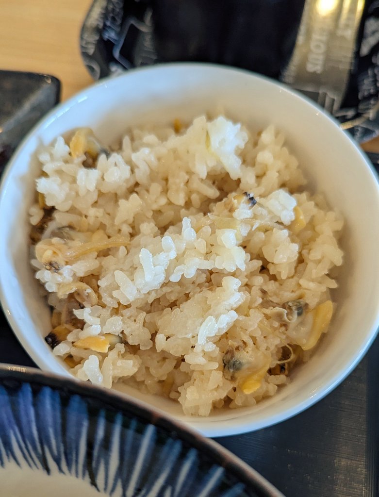 伊勢崎市 メントサケ さん
☆三種の貝 潮つけそば
　深川めし(ﾗｰﾒﾝｶﾞﾁｬ)

春分の日特別営業の浅利+蛤+北寄貝のつけそばは、貝の旨味が凝縮されたつけ汁に、よくしめられた麺がうまぁ~い😋🙌
深川めしも生姜が効いて旨かった😋

ご馳走様🙏✨