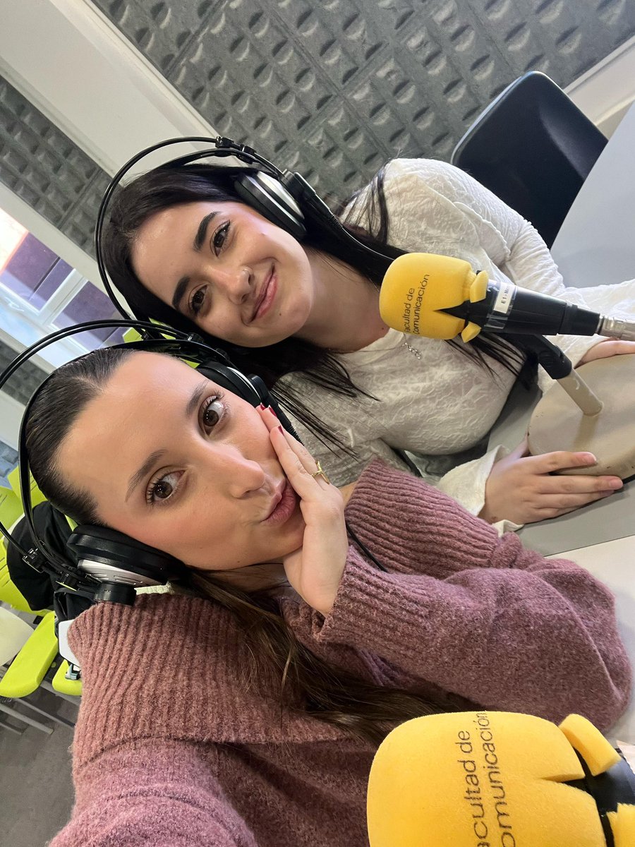 dani__valle's tweet photo. @morphicrow ¡QUE EXITAZO! Hemos sido la emisora más escuchada de este mediodía #facultadas sin vosotros no habría sido posible. ¡Equipazo!  ❤️🎙️ @fcomsalamanca https://t.co/swnei40kQ1