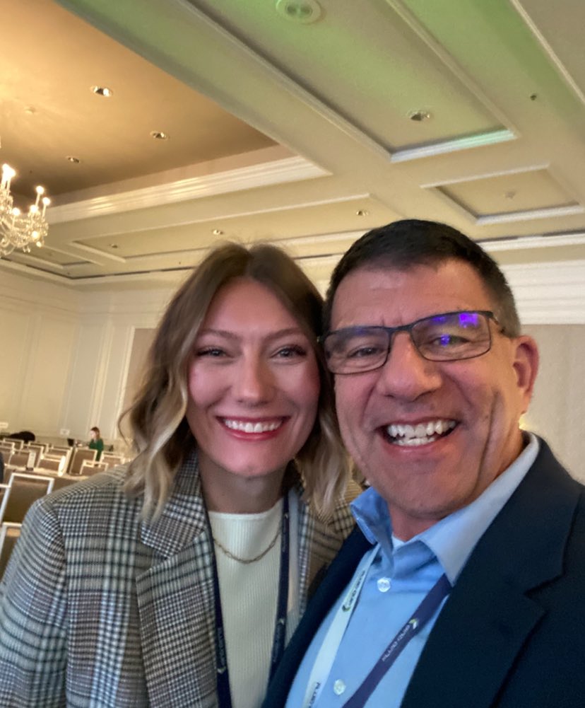 Can’t think of a better way to start Day #2 of the <a href="/GrowthEnergy/">Growth Energy</a> - Executive Leadership Conference than by seeing one of my favorite people, Daria Vang. Daria is not only a champion of the #Ethanol industry, she’s a powerhouse on the #NHRA circuit!

#ELC2025 #GEAPS

<a href="/GEAPSinfo/">GEAPS</a>