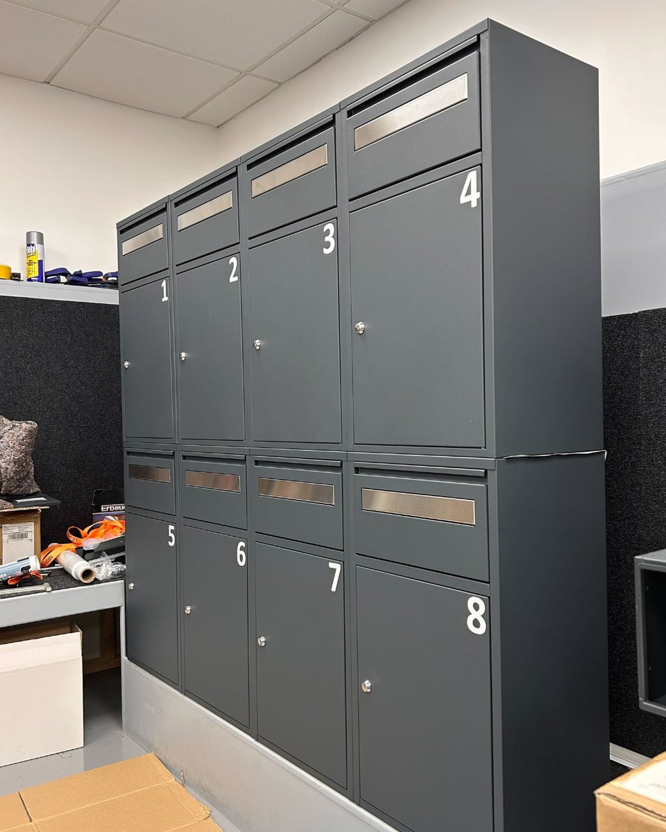 Letterbox4You's tweet image. Like the bird where we got its name from, Starling is a communal parcel box that brings structured coordination to deliveries, making it ideal for apartment buildings, office spaces, and co-working environments. #PropertyDevelopment #Letterbox4you #ParcelBoxes #PurposefulDesign