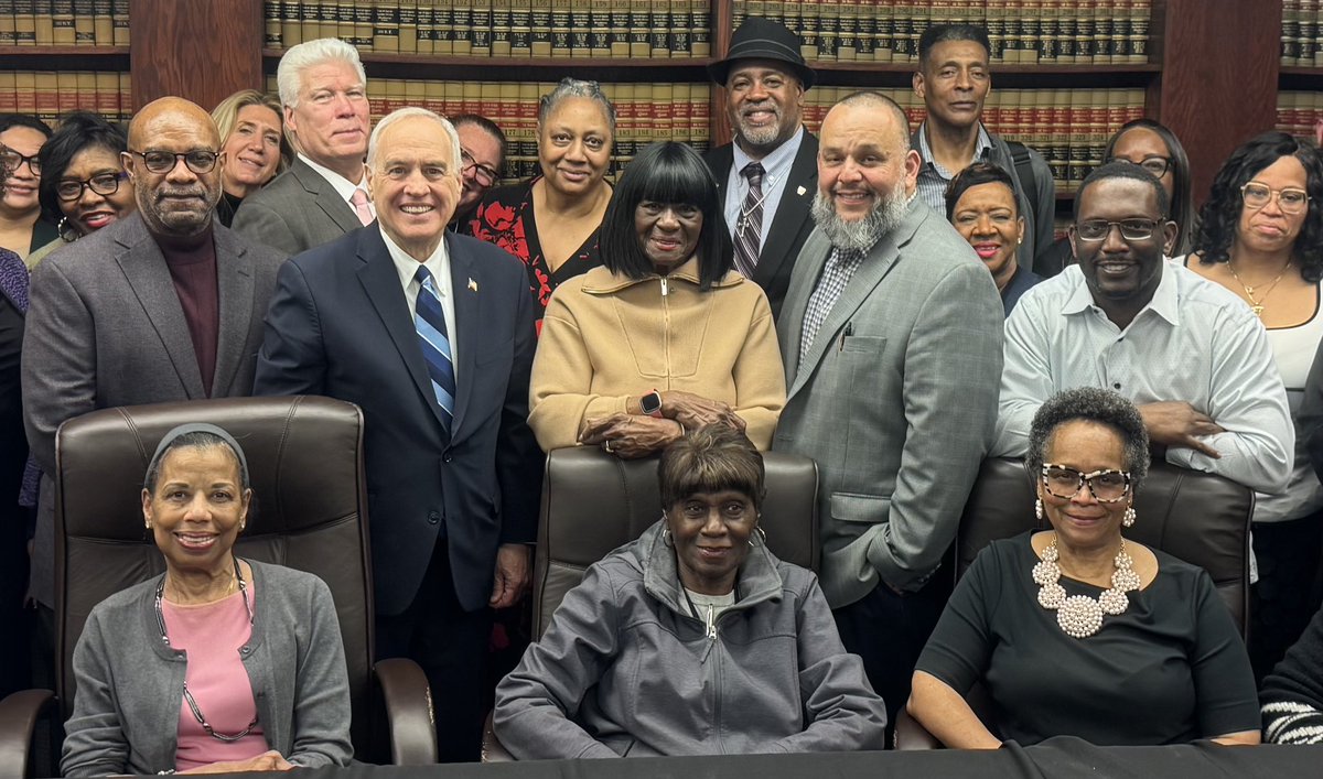 Throughout her life, Hempstead Dep. Supervisor Dorothy Goosby has been a trailblazing civil rights leader &amp; an impactful elected official, always deeply committed to bettering her community. It was great to be amongst friends celebrating her &amp; supporting her re-election campaign!