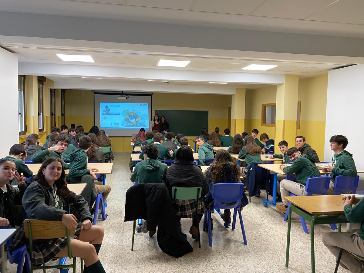 Did you know that March 22nd is World Water Day? 🌍💧
Our researchers, Rebecca Serna and María del Rosario Rodero, committed to the preservation of this invaluable resource, held an awareness talk with 3rd-year ESO students at Instituto Teresianas de Valladolid.