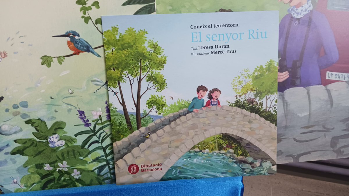 ajSantHipolit's tweet photo. 💦El dia 22 de març se celebra el DIA MUNDIAL DE L'AIGUA i per aquest motiu avui, els alumnes de I5 de l'@evoltrega han pogut gaudir d'un contacontes: El senyor Riu.

Aquesta activitat ha estat promoguda per la Regidoria de #MediAmbient de l'Ajuntament i la @diba 💙 https://t.co/SimF33g8of