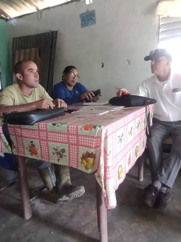 CabreraOrl68642's tweet photo. La vinculación con los cooperativas  CPA Sabino Pupo Millian  se realizó  intercambio con su miembros de la Junta directiva, recorrimos campos en preparación para la siembra, vistas áreas. #AnapCuba
#AnapHolguin
#AnapFrankPaís 
#HolguínSi
@AnapHolgui30002 
@RolandoPrezDaz2 https://t.co/EUaPXIQXjo