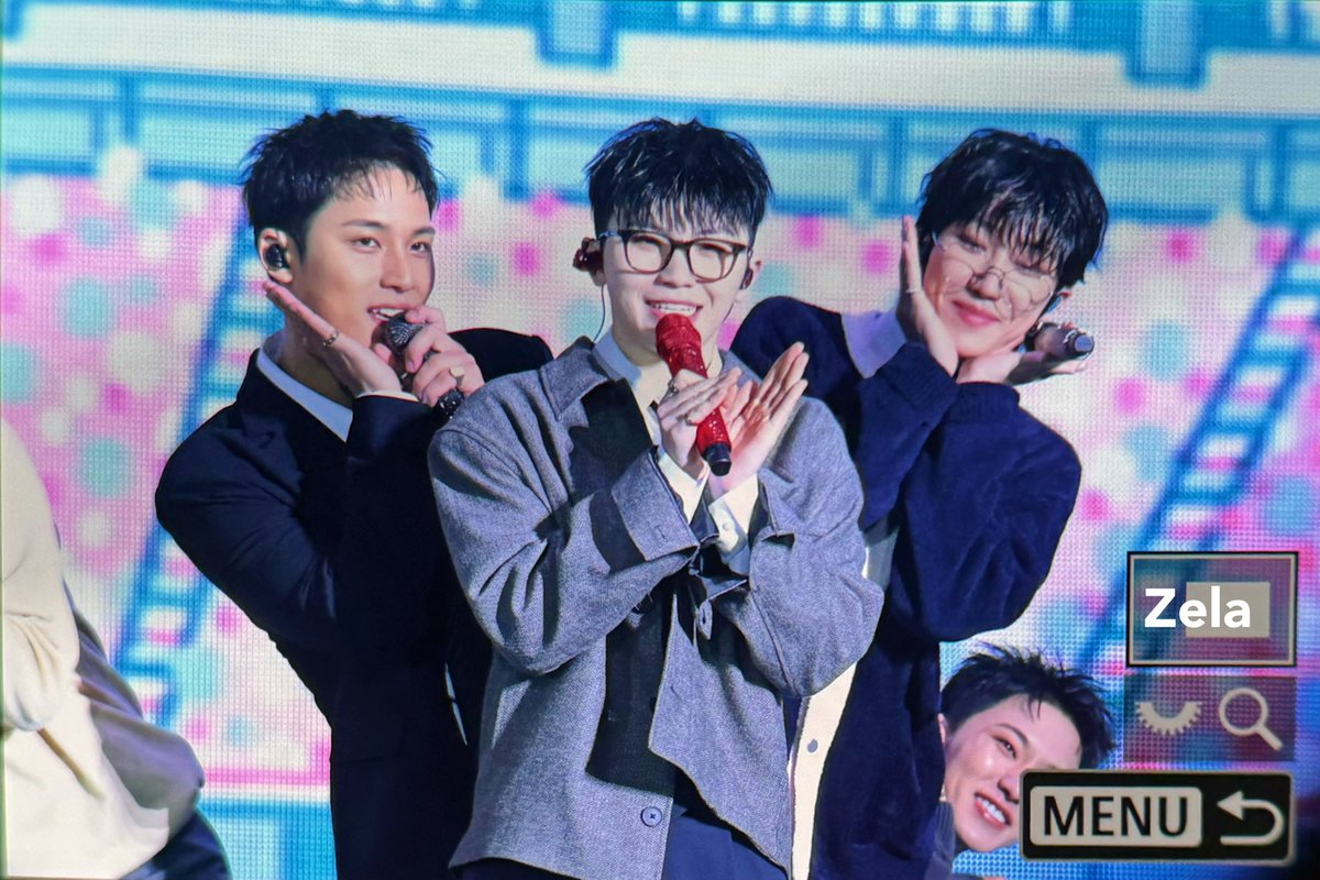 250320 SEVENTEEN in CARATLAND pre

귀여워요🥹

#세븐틴 #SEVENTEEN 
#SEVENTEEN_RIGHT_HERE_IN_BANGKOK #이지훈 #우지 #WOOZI  #ウジ #李知勳 #李知勋