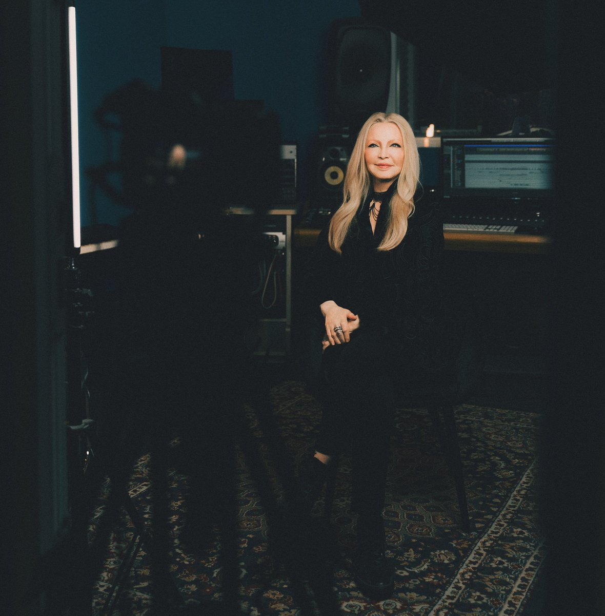 Ci vediamo stasera a mezzanotte ❤️ 
Fuori ovunque “Ho provato tutto” 
<a href="/WARNERMUSICIT/">Warner Music Italy</a> <a href="/NarIntRecords/">Nar International</a> <a href="/ColorSoundLive/">ColorSound</a>