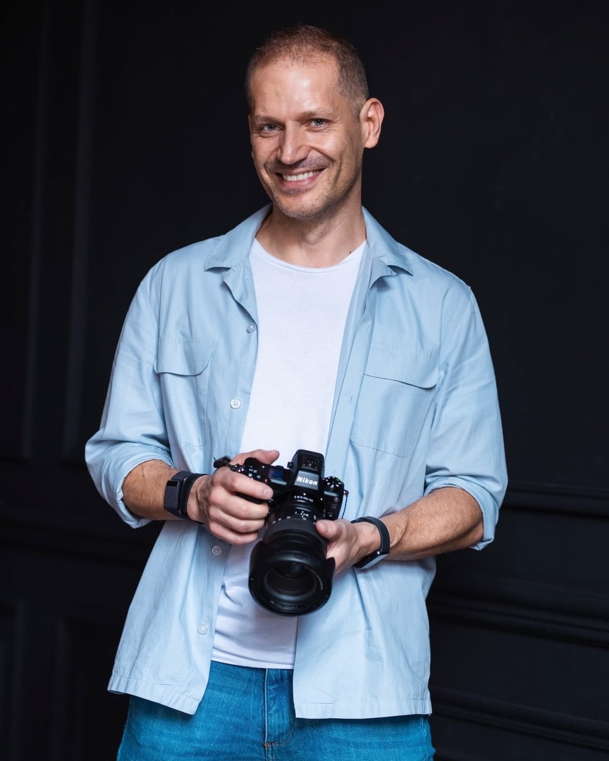 zieniu's tweet photo. Prqcuję nad kursem MARKETING DLA FOTOGRAFÓW 😊✨

Wpisz 👉 PDF 👈 w komentarzu jeżeli chcesz ode mnie dostać checklistę do sprawdzenia swojego instagrama 📷✅

Jeszcze trochę zostało mi do nagrania kursu. potem jeszcze materiały, checklisty, gotowe promp… https://t.co/FwIPnZiDC2 https://t.co/VmAIFSiD7G