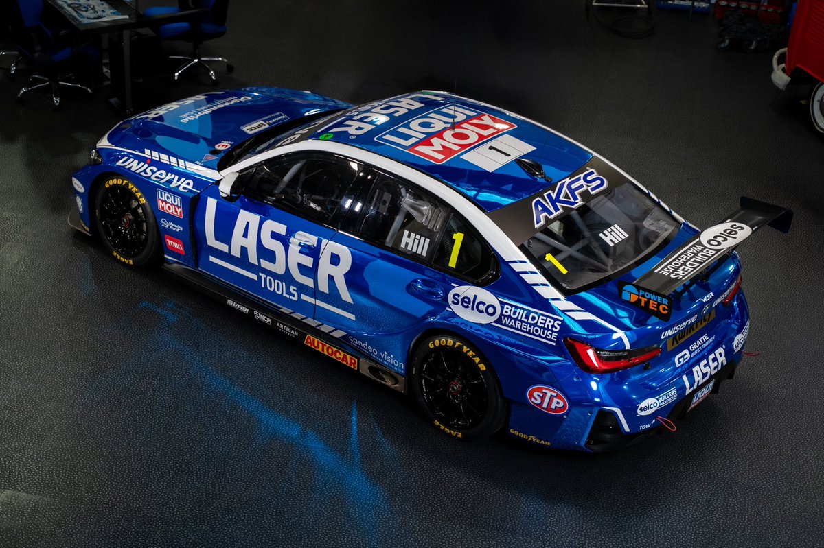 Laser Beamer 3.0 - Champions Edition 💙

Bigger, bolder, and brighter than ever.

#WeAreLaserToolsRacing #MBMotorsport #BTCC