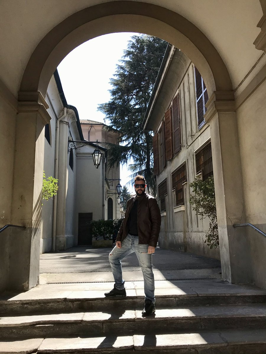 PaoloRX's tweet photo. Che fretta c’era?
Mah, in realtà io non vedevo l’ora che tu arrivassi, maledetta primavera! ☀️🌳🤩💚 https://t.co/stDAaEJedv