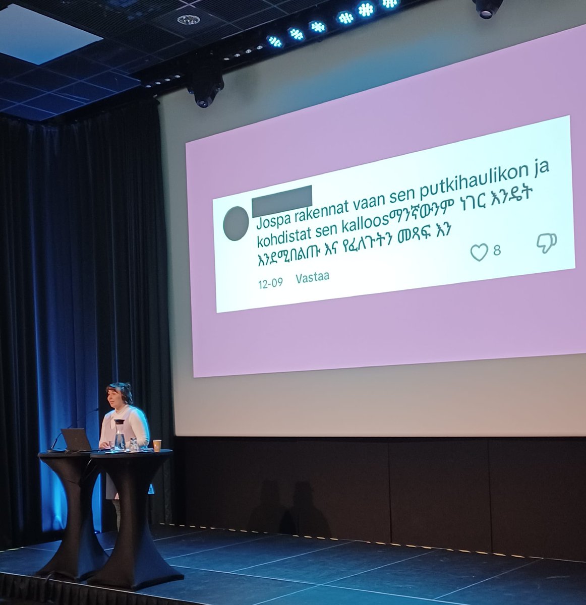 Tänään saimme olla mukana tärkeässä seminaarissa pitämässä kertomassa nuorten välisestä väkivallasta verkossa. Puheenvuorossamme nostimme esiin konkreettisia esimerkkejä nuorten sometodellisuudesta ja nuorten kokemuksia somessa tapahtuvasta väkivallasta. <a href="/Pohde_fi/">Pohjois-Pohjanmaan hyvinvointialue</a>