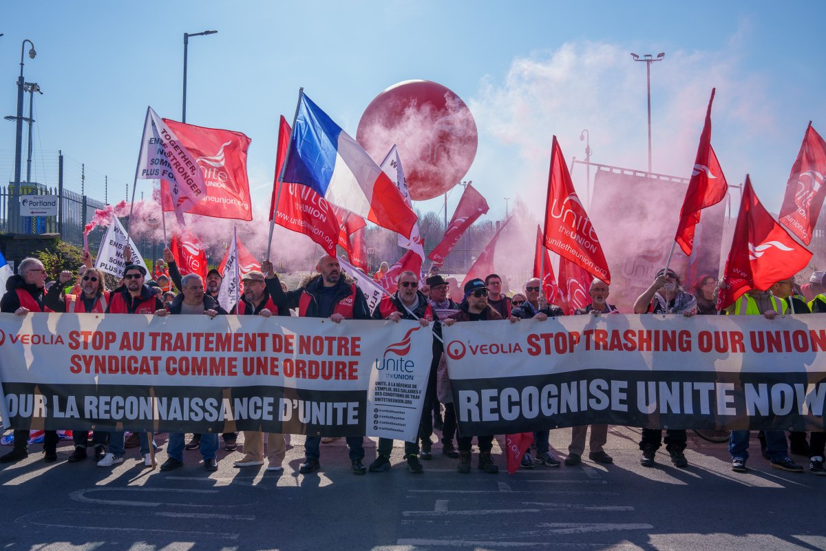 UniteNEYH's tweet image. 🚨 Strike - Veolia
We have given Veolia and #Sheffield City Council every opportunity to end this dispute.
It's time our members are given the respect they deserve.
@UniteTheUnion @lacgtcommunique #UniteNEYH