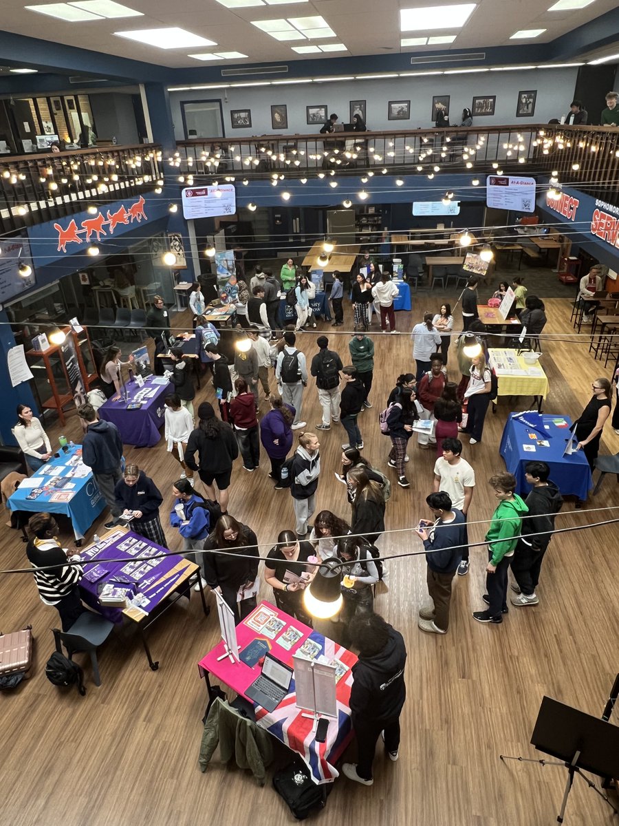 This past Monday we were #LuckyToBeAHuskie because we held our first International College Fair, showcasing global education opportunities! Thank you to the 9 international institutions &amp; organizations for sharing your information with our students! #Empower203