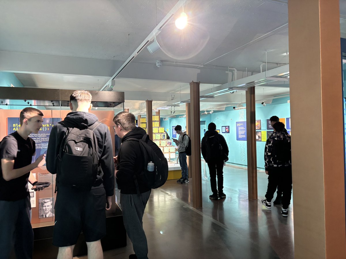 MrONeillcompsci's tweet image. Students enjoying some of the exhibitions here at Bletchley!