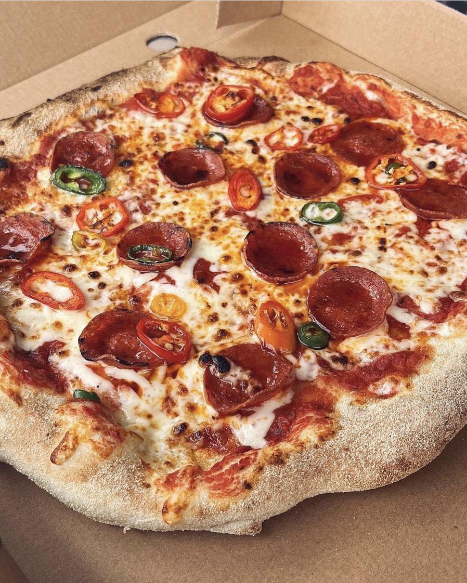 Looking for something to do next Sunday? We've got Boozy Bingo in our taproom from 4pm! PLUS a free shot for all mums  (an extra one if you're called Karen ).

We've also got Stonebaked Pizzas serving up all day! 

Booking is required - docksbeers.com/book-a-table/