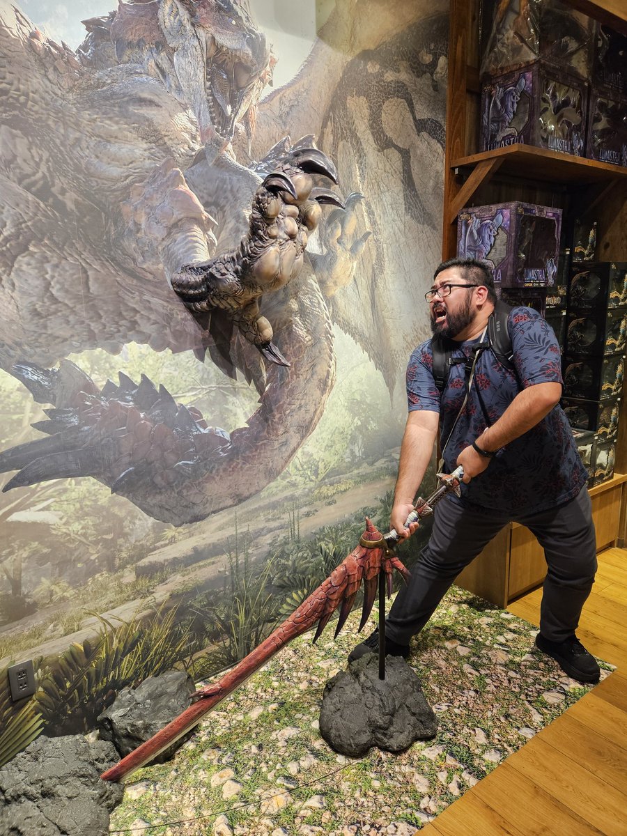 Revy_C's tweet image. Japan day 6

Playing with baby micro pigs and otters in Harajuku. Resisting the urge to spend my life savings at the Capcom and Nintendo store. VISITING KAMUROCHO I mean... Kabukicho