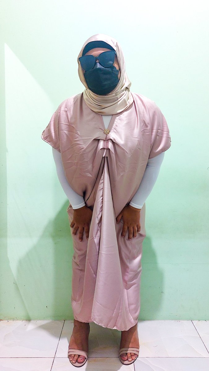 nnandrna14's tweet photo. Ramadhan Vibes #crossdresser #crossdresshijab  #crossdresserjilbab #crossdresserjakarta #crossdresserbandung  #crosshijabers #cder #cderbot #cdermuslimah #cderjilbab #cdersurabaya #cdersemarang #sissy #crotinhijab #bacolhijab #bacoljilbab #femboy https://t.co/ovmYcfHzBF