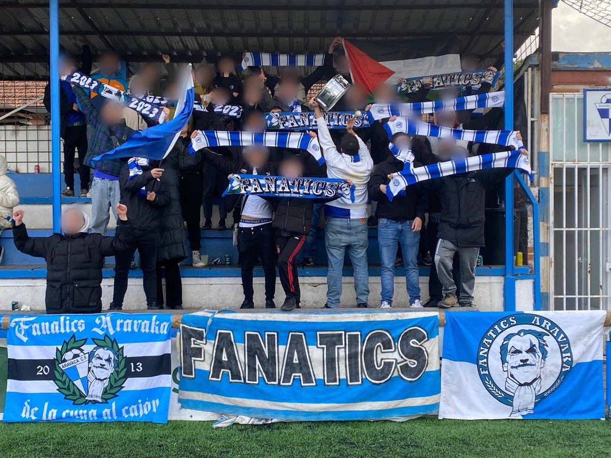 ARAVACA 0-4 VILLAVERDE 

Dura derrota la que nos tocó afrontar este domingo, derrota que nos deja en puestos de descenso pero aún así la afición no va dejar de animar.
VAMOS ARAVACA !!!!!