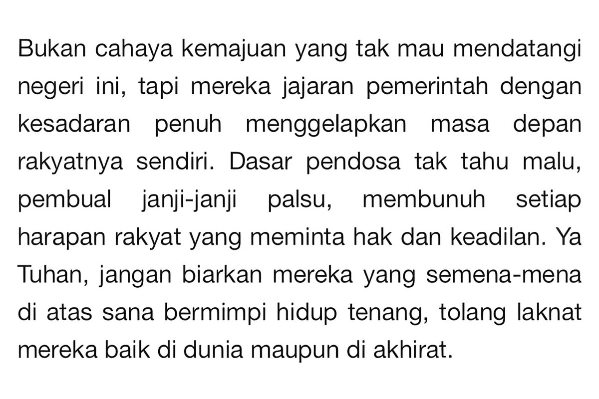 #TolakRevisiUUTNI 
#TolakRUUTNI
#PeringatanDarurat 
#IndonesiaGelap