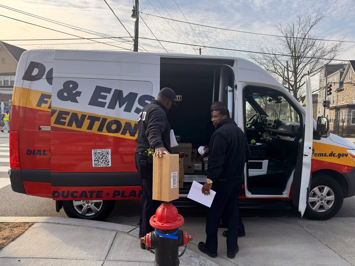 dcfireems's tweet photo. Kicking off the monthly All Hands on Prevention initiative at Engine 25 in Congress Heights. Teams are being assigned to hit the streets and continue our mission to keep #DCFireSafe. #DCsBravest https://t.co/Z4SbrRJ9K3