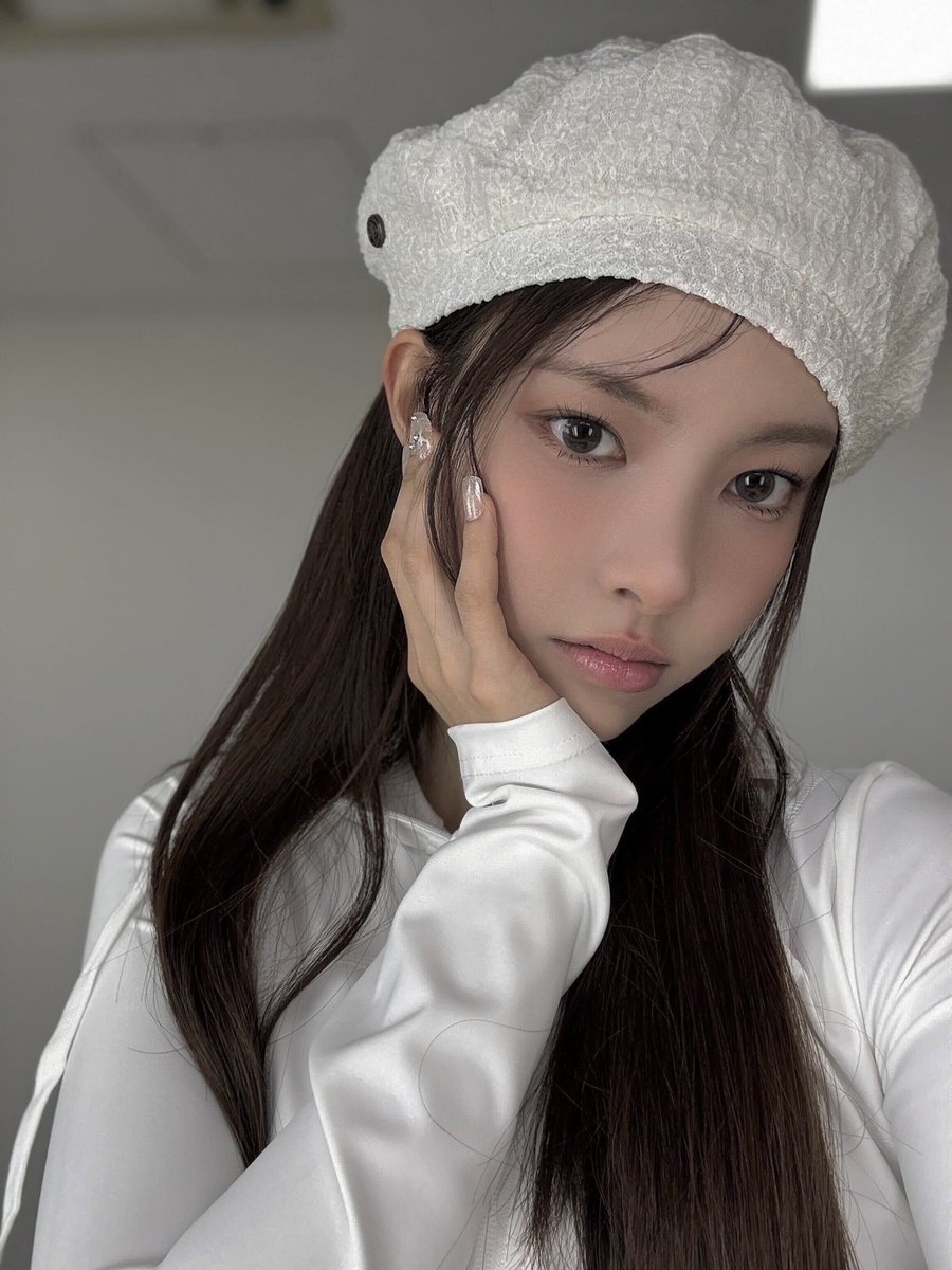 @yunahgallery) / Posts / X