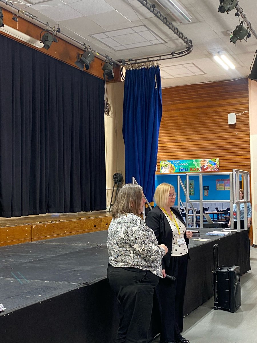 CMochan's tweet photo. I had such a fun time at @DalmellingtonPS to help out with the #VoiceBox2025 national joke competition. Thanks to all the kids for taking part. They were all very confident speakers and joke tellers. Our competition winner was Oliver, he did a great job. https://t.co/CMntUkrpp1