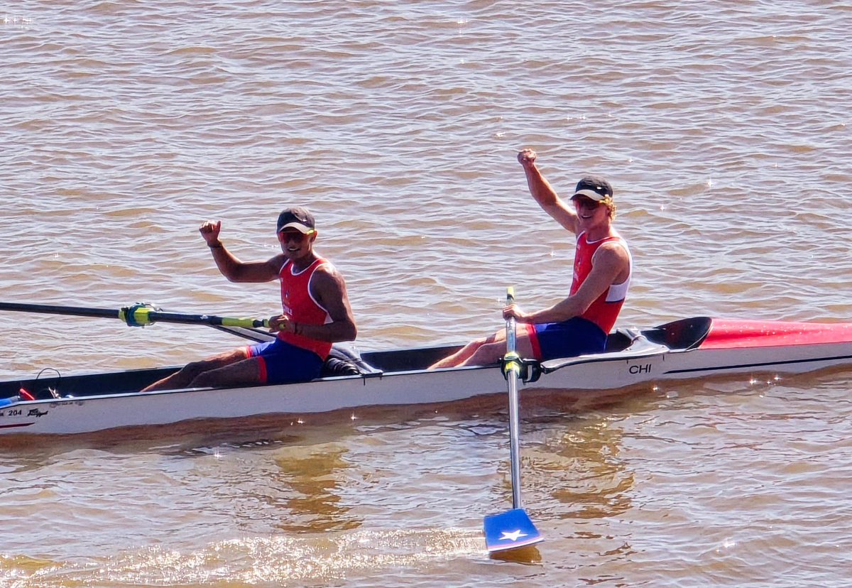 Suman y siguen llegando Oros para Chile!! De la mano de Pedro Labatut y Rodrigo Paz llega el segundo Oro #prepanamericano de mano del M2-. Chile sigue clasificando Botes en #Asunción #Paraguay

<a href="/INDChileOficial/">IND Chile 🇨🇱</a> <a href="/TeamChile_COCH/">Team Chile</a>