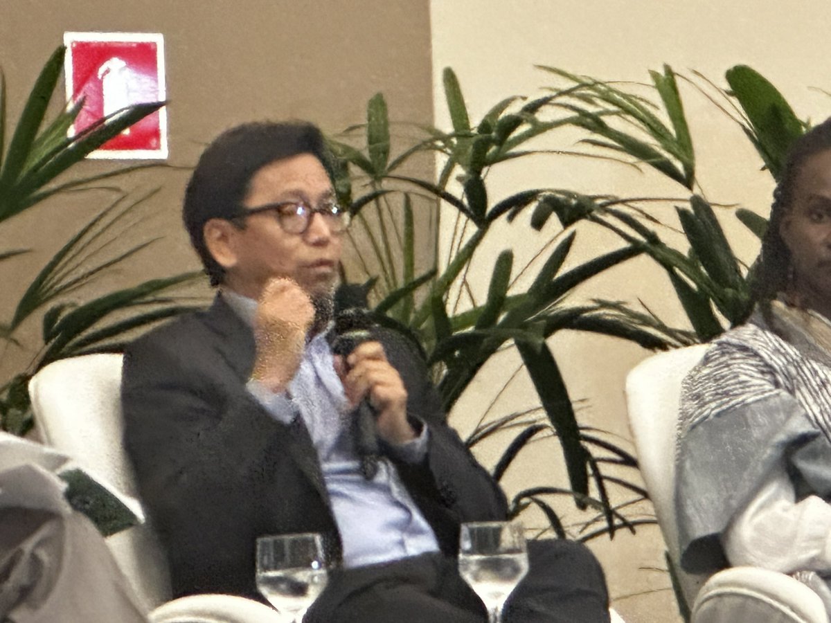 Valerie Hickey (@valeriemhickey) on Twitter photo Blended finance & derisking can change how attractive the fight for clean air is to the private sector. Nuru Lama, <a href="/IFC_org/">IFC</a> Global Lead for Waste and Circularity is sharing examples <a href="/CCACoalition/">Climate & Clean Air Coalition</a> #NowWeCan conf about how this is working in #Brazil in the waste management sector Blended finance & derisking can change how attractive the fight for clean air is to the private sector. Nuru Lama, <a href="/IFC_org/">IFC</a> Global Lead for Waste and Circularity is sharing examples <a href="/CCACoalition/">Climate & Clean Air Coalition</a> #NowWeCan conf about how this is working in #Brazil in the waste management sector