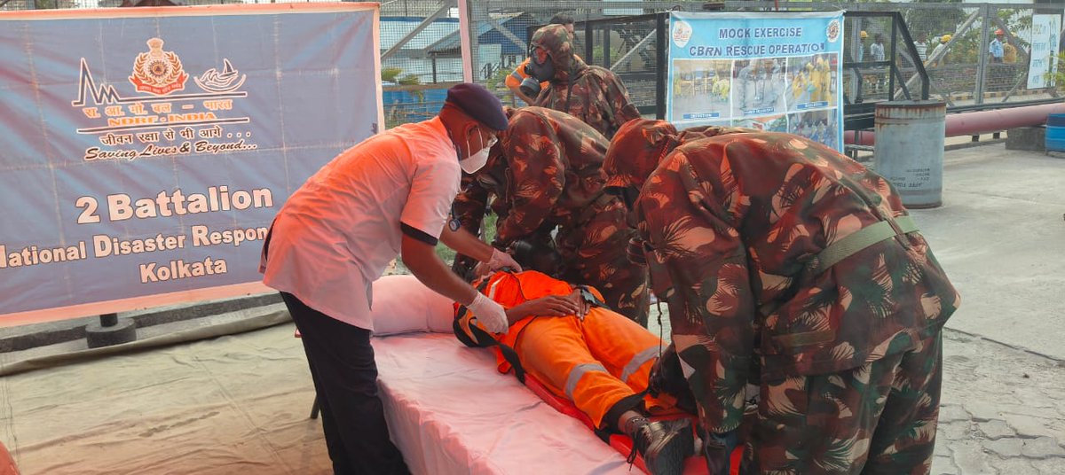 2 NDRF KOLKATA (@2_ndrf) on Twitter photo #EnhancingResponseReadiness
Team <a href="/2ndrf/">latrisha gaines</a> conducted a mock exercise at BPCL, South 24 Pgns (WB) on Industrial Chemical Disaster Response, in collaboration with WB Fire Service, BPCL officials, and other stakeholders, focusing on LPG leak mitigation, rescue, and decontamination. #EnhancingResponseReadiness
Team <a href="/2ndrf/">latrisha gaines</a> conducted a mock exercise at BPCL, South 24 Pgns (WB) on Industrial Chemical Disaster Response, in collaboration with WB Fire Service, BPCL officials, and other stakeholders, focusing on LPG leak mitigation, rescue, and decontamination.