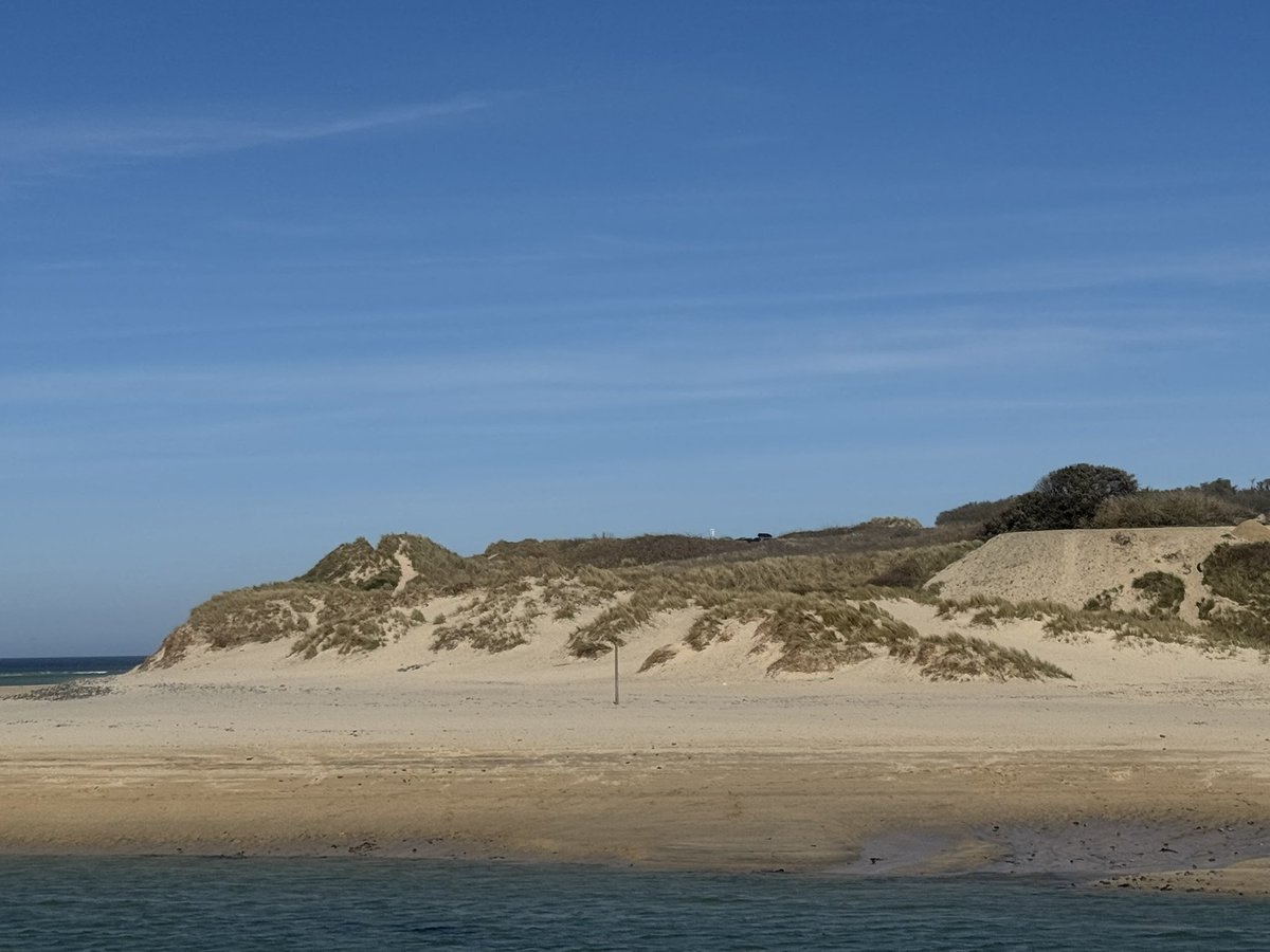 JackiHicks's tweet photo. Nice day for it … 💙💙💙 #walkfromhome #HayleHarbour #fishingboats #sanddunes #Springissprung #myphotography #nofiltneeded 📷 https://t.co/WBhY3QQztK