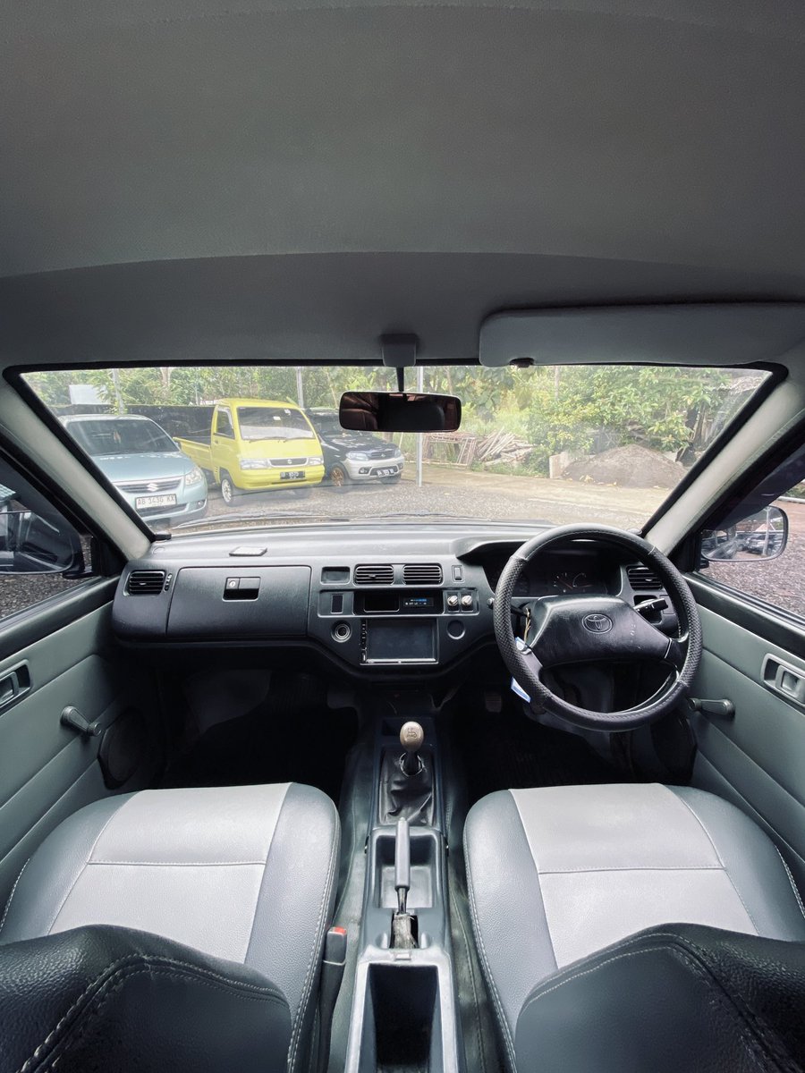 alviinpp's tweet photo. Bismillah 
FORSALE‼️KIJANG KAPSUL SX 98
-pajak on
-audio on
-body mulus
-interior ori
-cover mbtech
-ac dingin
-mesin siap pakai
Untuk lebih detail dm aja https://t.co/ITSj8751SC