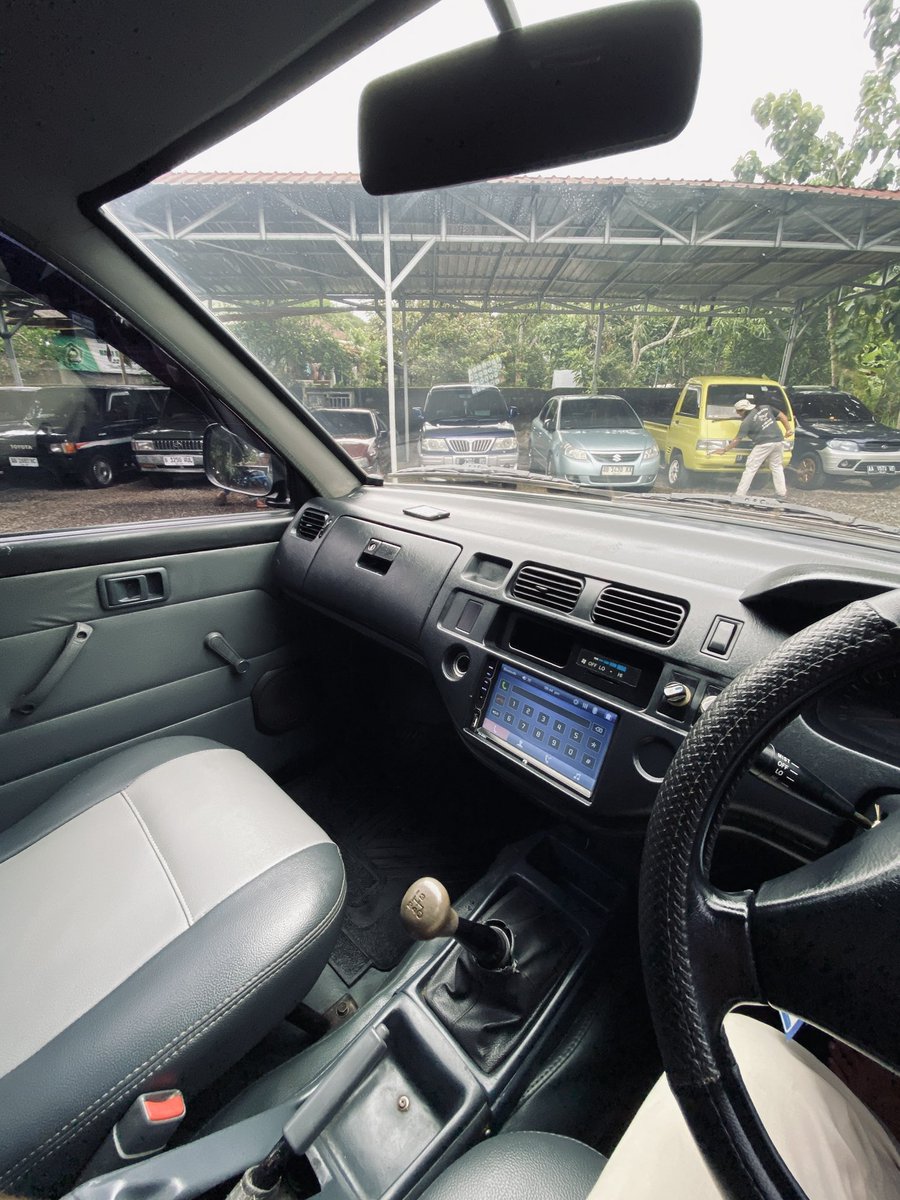 alviinpp's tweet photo. Bismillah 
FORSALE‼️KIJANG KAPSUL SX 98
-pajak on
-audio on
-body mulus
-interior ori
-cover mbtech
-ac dingin
-mesin siap pakai
Untuk lebih detail dm aja https://t.co/ITSj8751SC