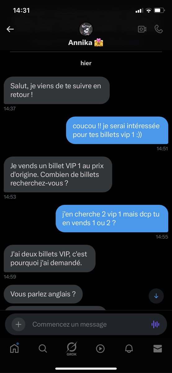 gyuairi's tweet photo. ⚠️⚠️⚠️ je me suis fait scam 700€ par @/lesbo_janet 

@TXT_FR_Fanbase 
je cherchais 2 billets vip1 pour ma copine et moi pour le concert de txt à paris 

le début de la conv https://t.co/3LMePDNXMo