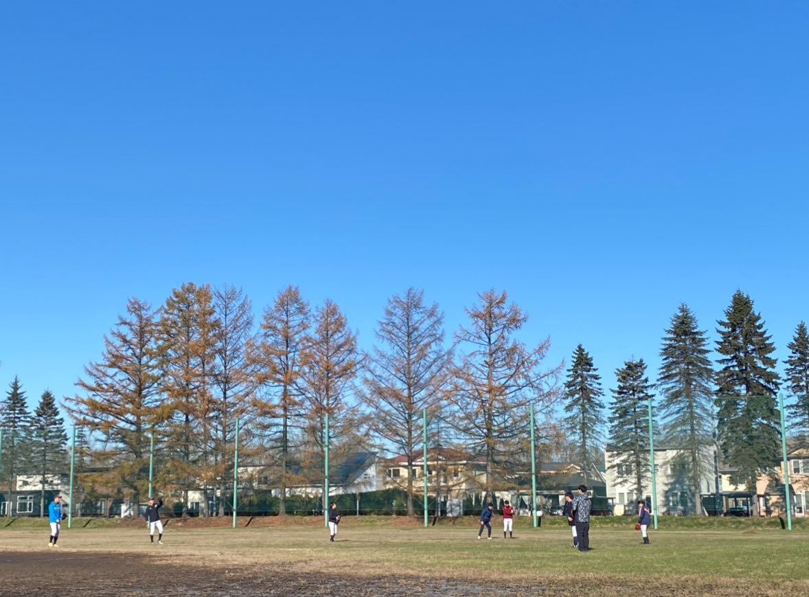 Chikudaiyakyu's tweet photo. 春から畜大に入学を決めた皆様おめでとうございます🌸

新入生をお迎えするにあたり、硬式野球部の活動や部員紹介を始めていきます！(昨シーズンの秋に入部してくれた1年生もいるので見所いっぱいです!!)
ぜひ覗いて行ってね👀

現在、人数が少ない畜大野球部ですが精一杯頑張ります💪
#春から畜大 https://t.co/2BvymqbAOF