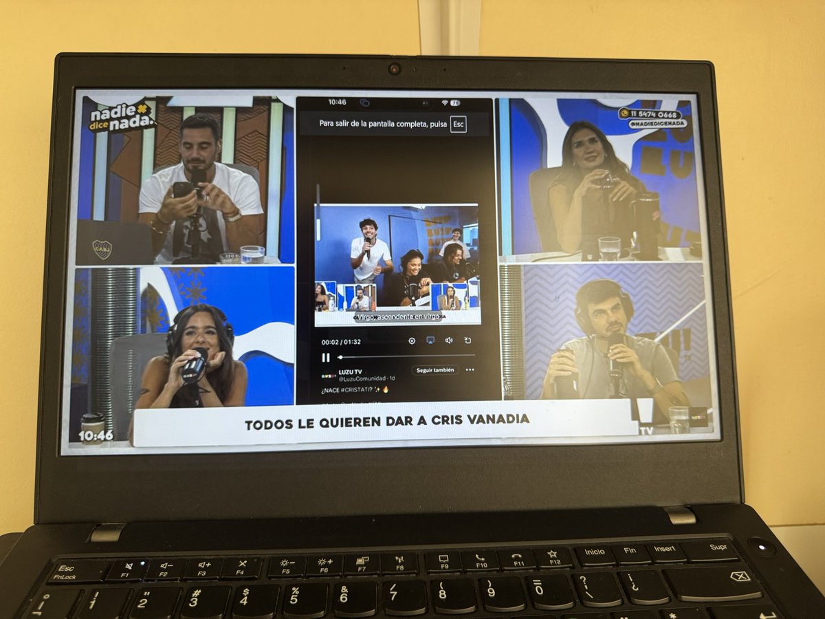 chiby4's tweet photo. @nadiedicenada_ despierta desde las 5am con Luzu …Uds hacen que mis días sean de lo mejor… un gran saludos desde Perú 🇵🇪 https://t.co/WnErb2gjEr